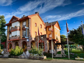 Hotels in Boca De Huérgano
